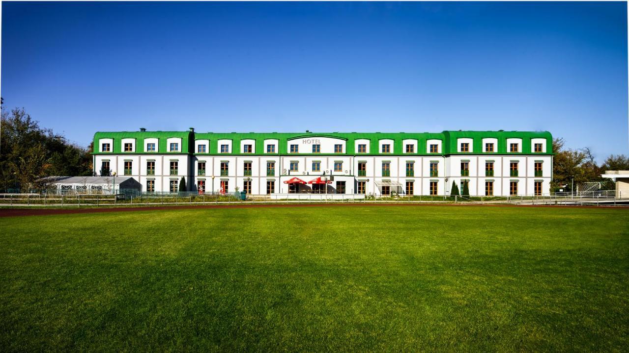 Hotel Anton By Dns Pruszkow Luaran gambar