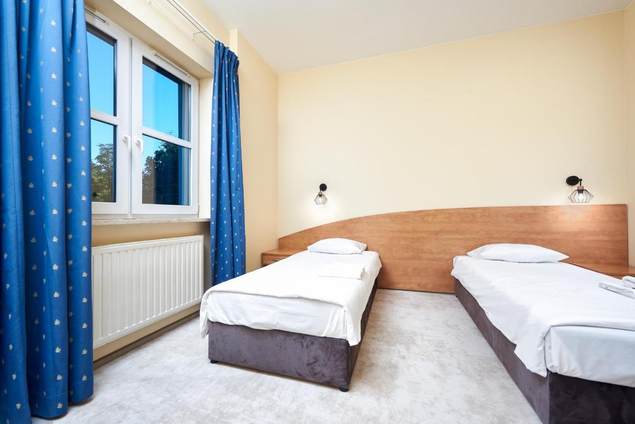 Hotel Anton By Dns Pruszkow Luaran gambar