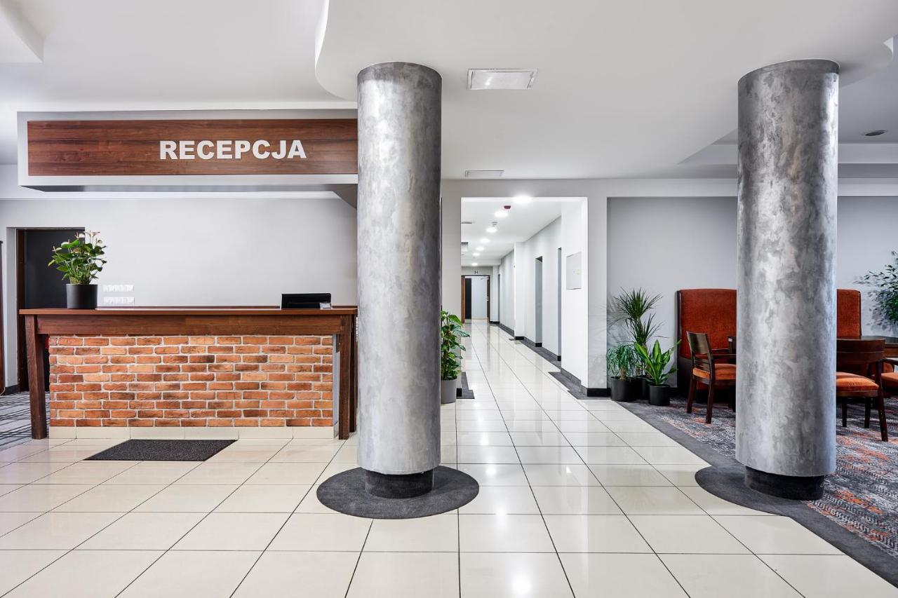 Hotel Anton By Dns Pruszkow Luaran gambar